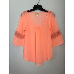 Daytrip Pink Sheer Flowy Lace Blouse size small